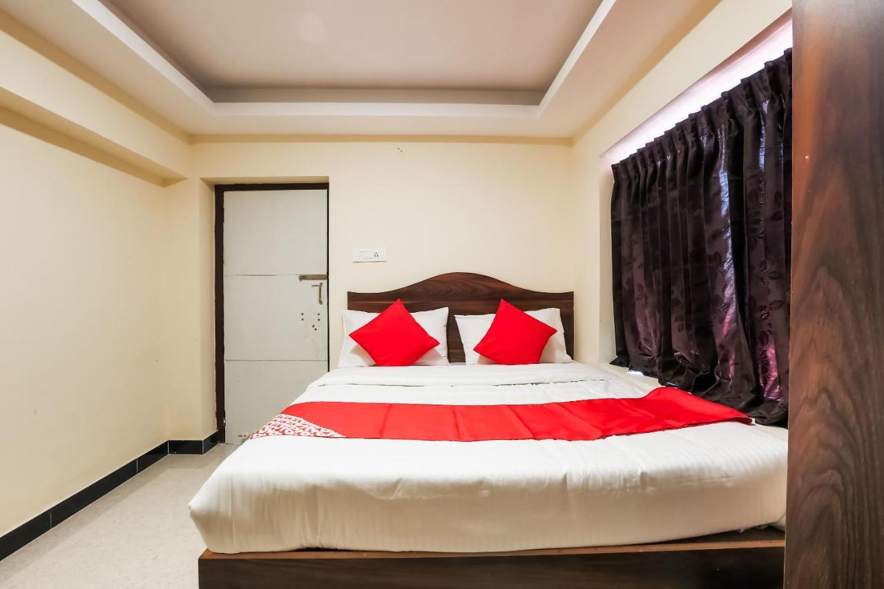 Oyo 36500 Sri Krishna Inn Ooty Exteriör bild