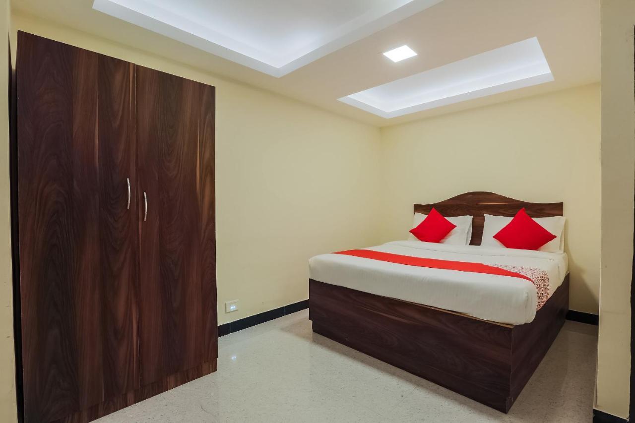 Oyo 36500 Sri Krishna Inn Ooty Exteriör bild