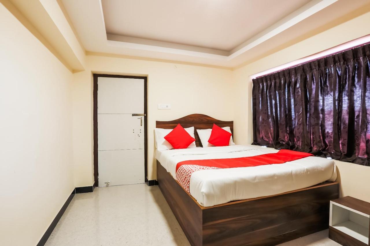 Oyo 36500 Sri Krishna Inn Ooty Exteriör bild