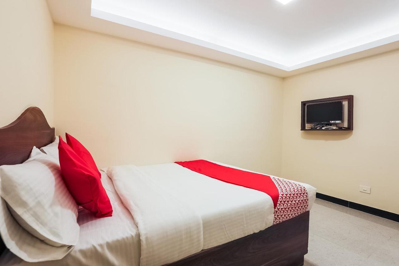Oyo 36500 Sri Krishna Inn Ooty Exteriör bild